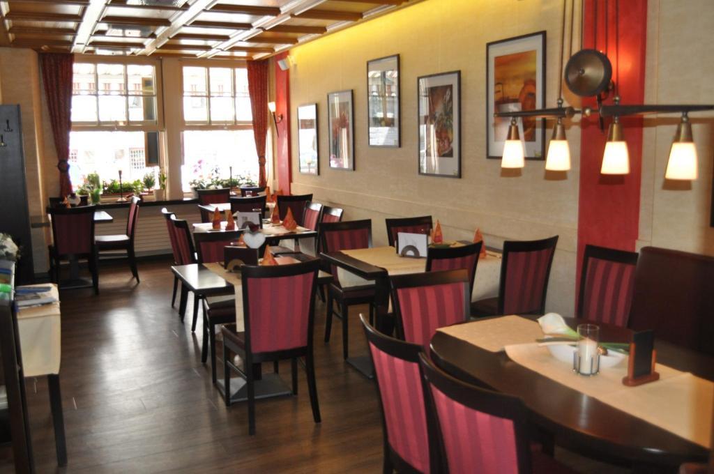 Gasthaus Burkard Bernkastel-Kues Exteriör bild